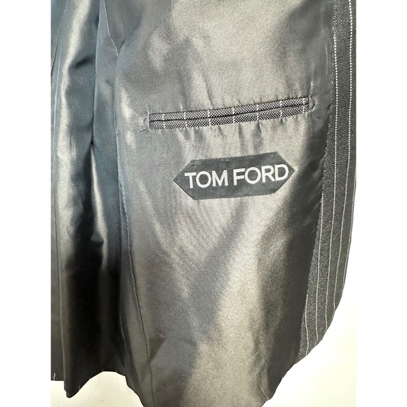 Tom Ford Charcoal Gray Pinstripe 52R Double Breasted Silk Wool Blazer 21BL4B - Picture 2 of 16